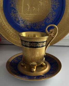 Кофейная пара Karlsbad со сценами Фрагонара, золотая инкрустация, винтаж