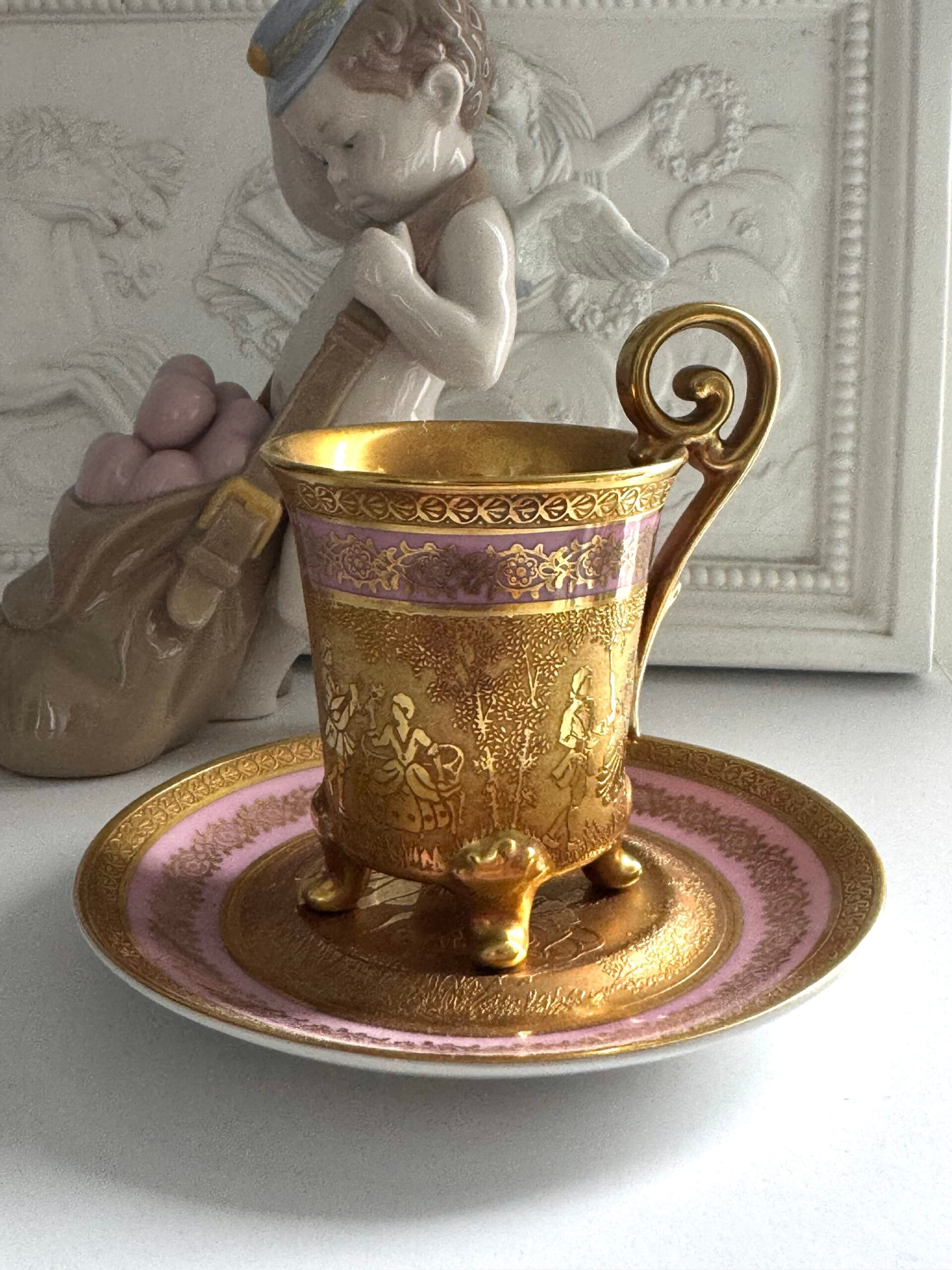 Колекційна вінтажна кавова чашка з блюдцем від Karlsbad з інкрустацію золотом