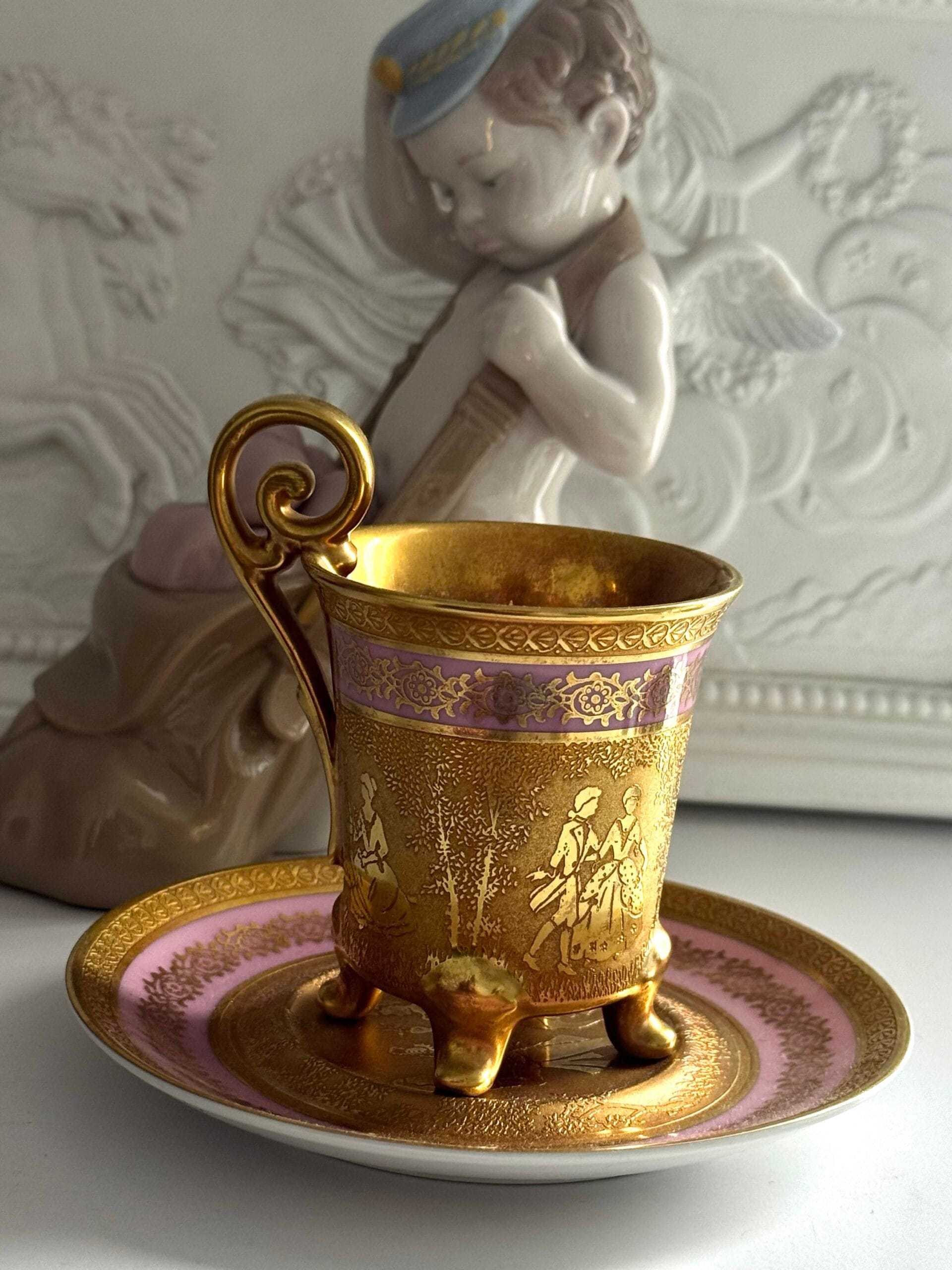 Колекційна вінтажна кавова чашка з блюдцем від Karlsbad з інкрустацію золотом