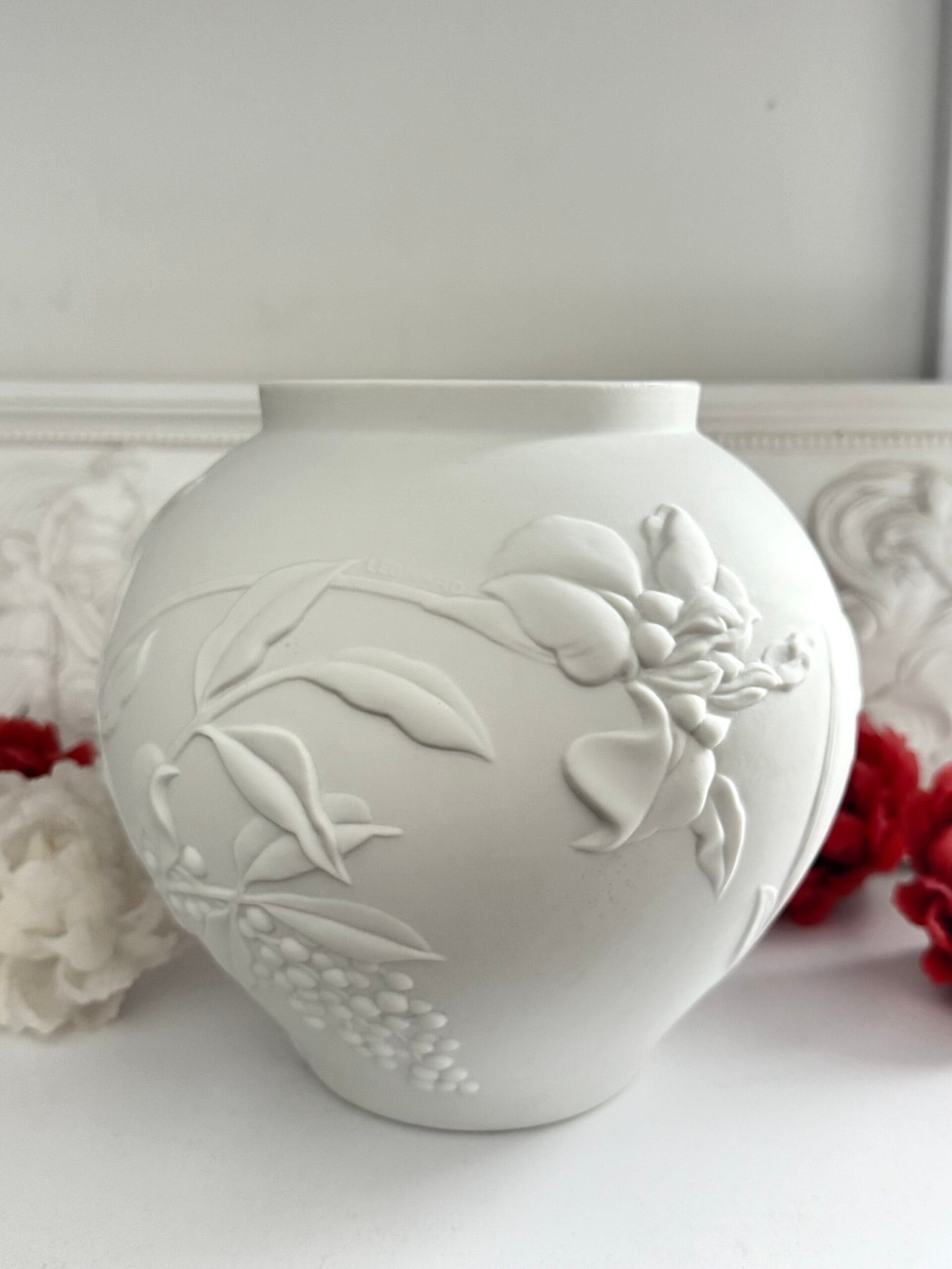 Ваза з бісквітноі порцеляни від Hutschenreuther Німетчина
