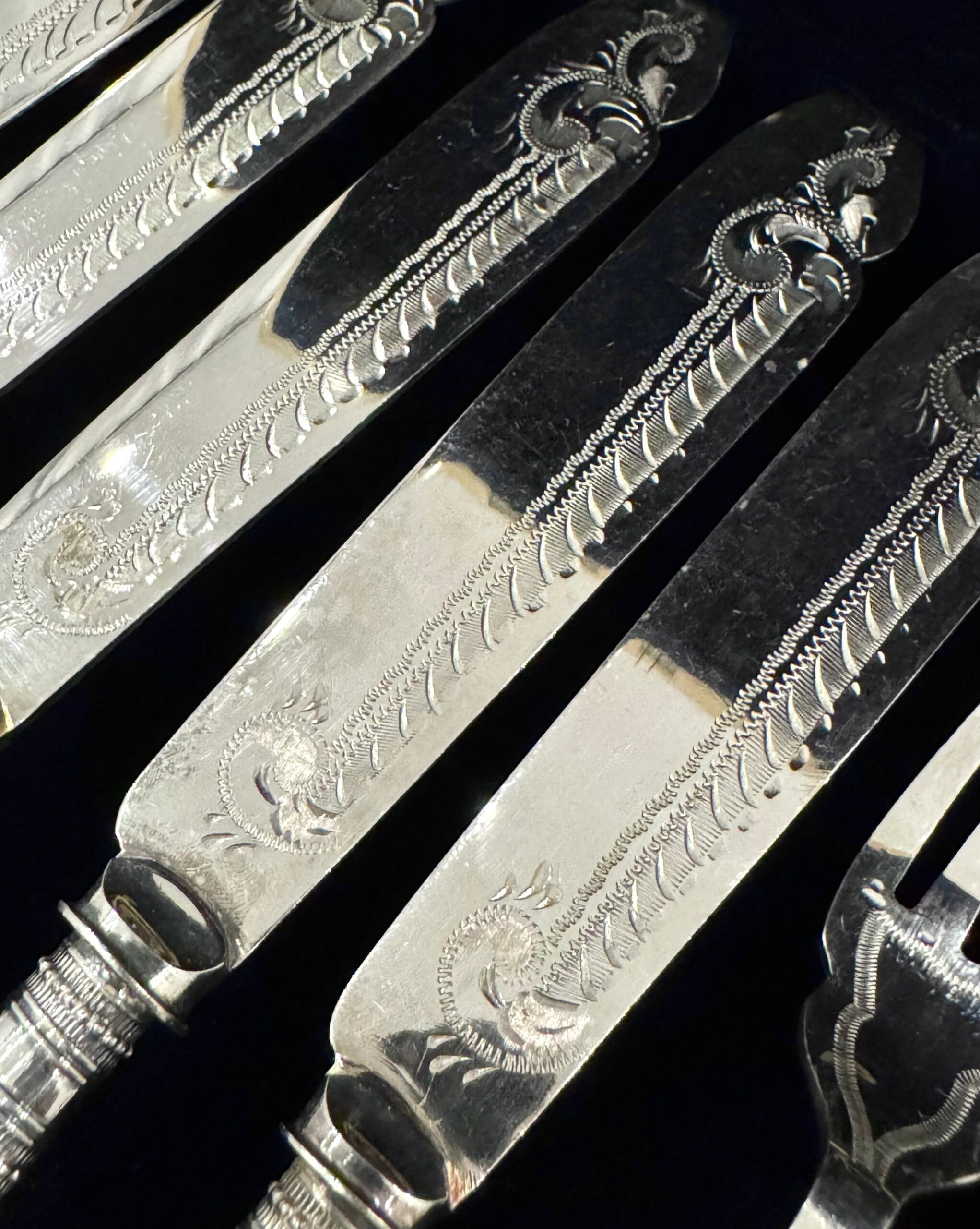 Столові прибори