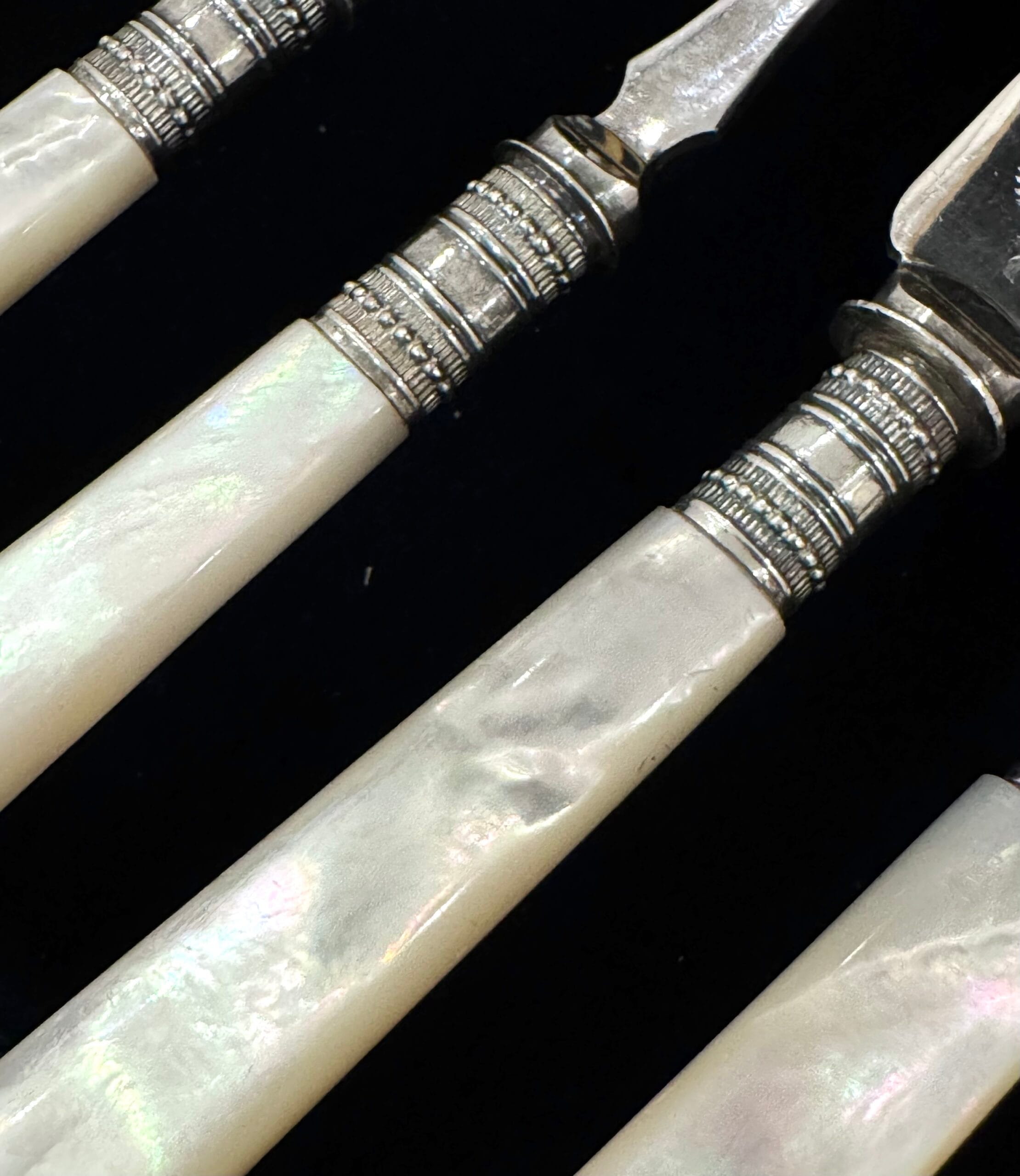 Столові прибори