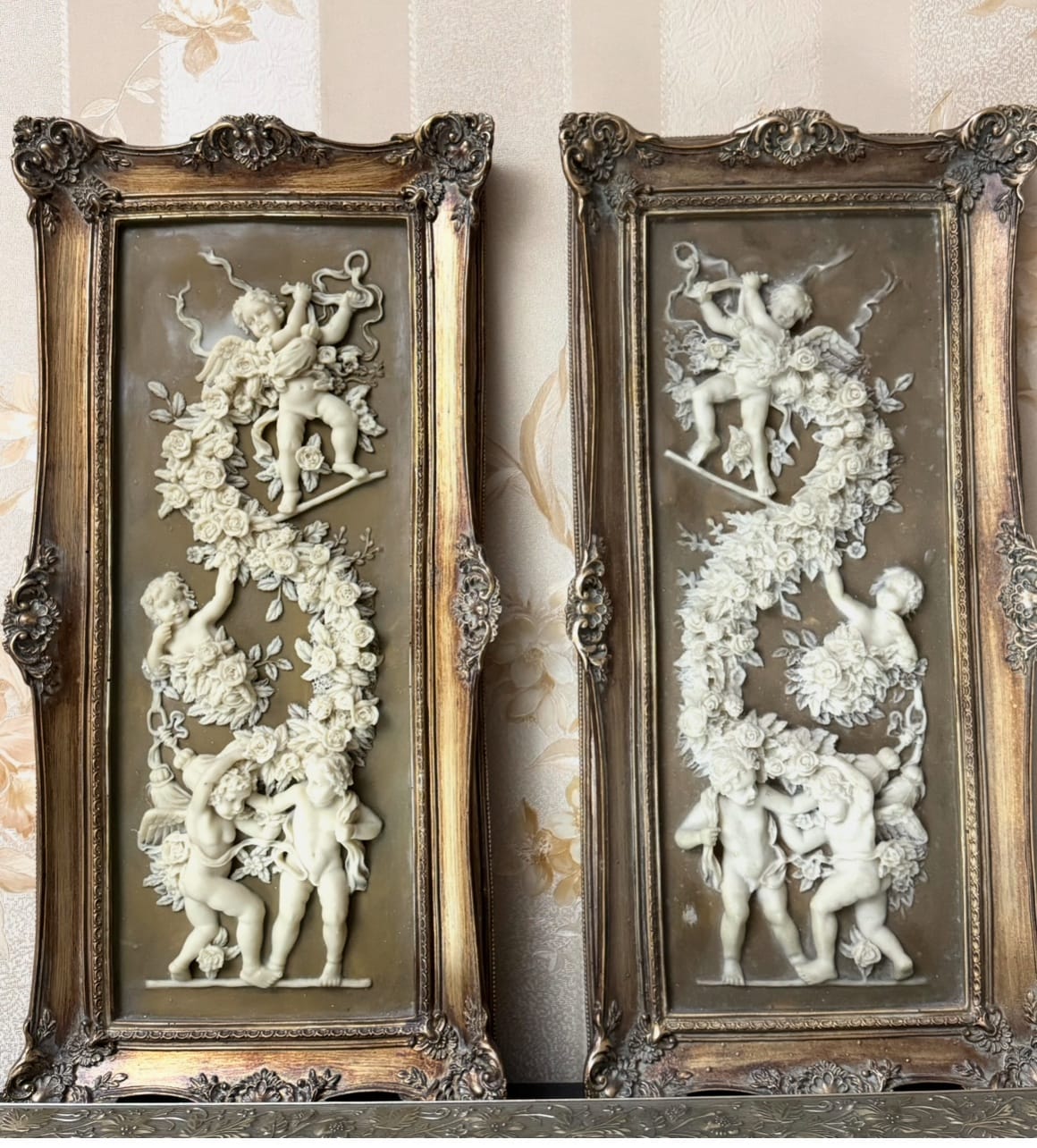 Купить панно «Путти» ручной работы во французском стиле