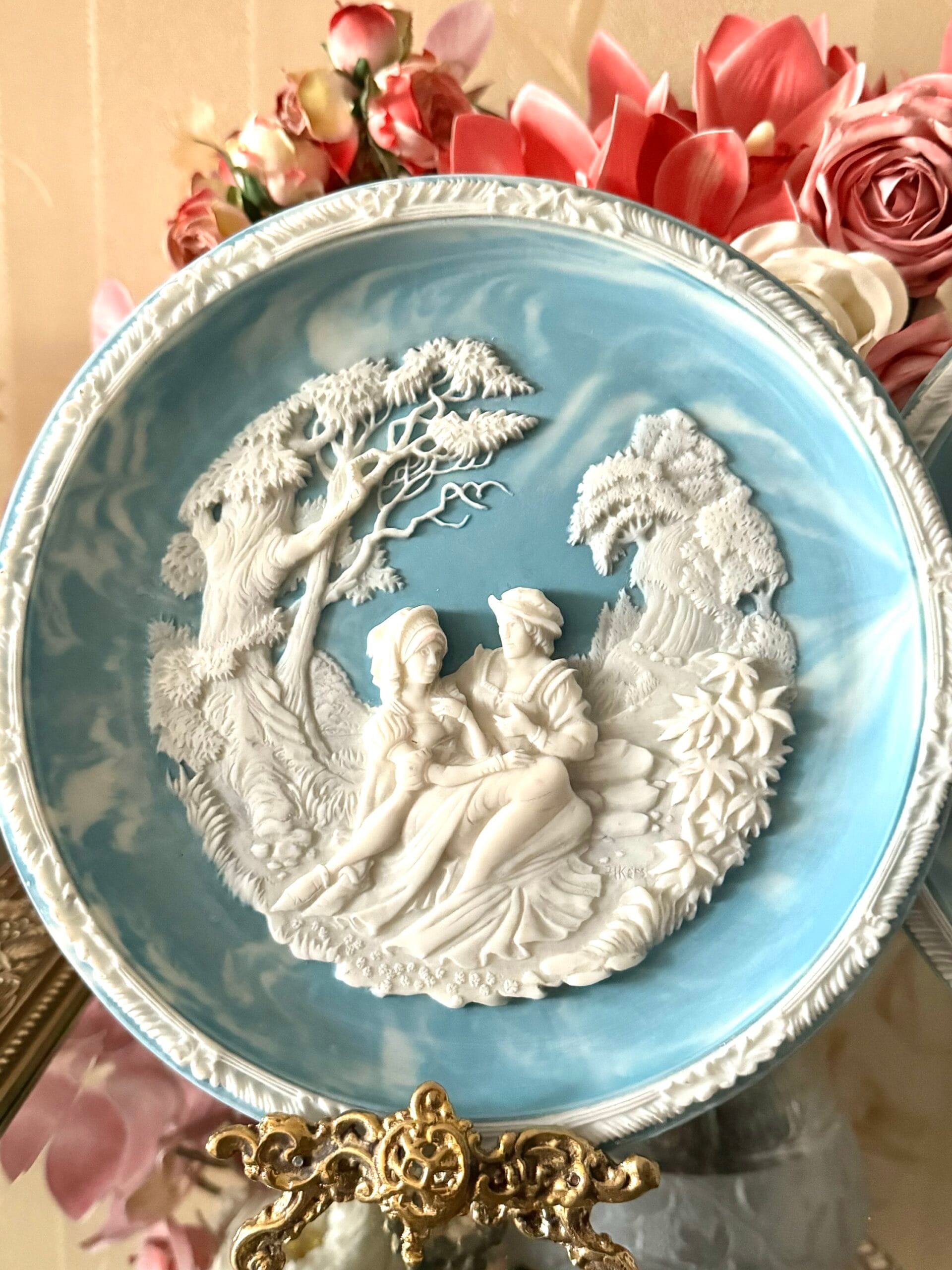 Колекційні тарілки «Любовні сонети Шекспіра» із міцного каменю Inkolay Cameo Stone у 1987–1989 роках - Зображення 14