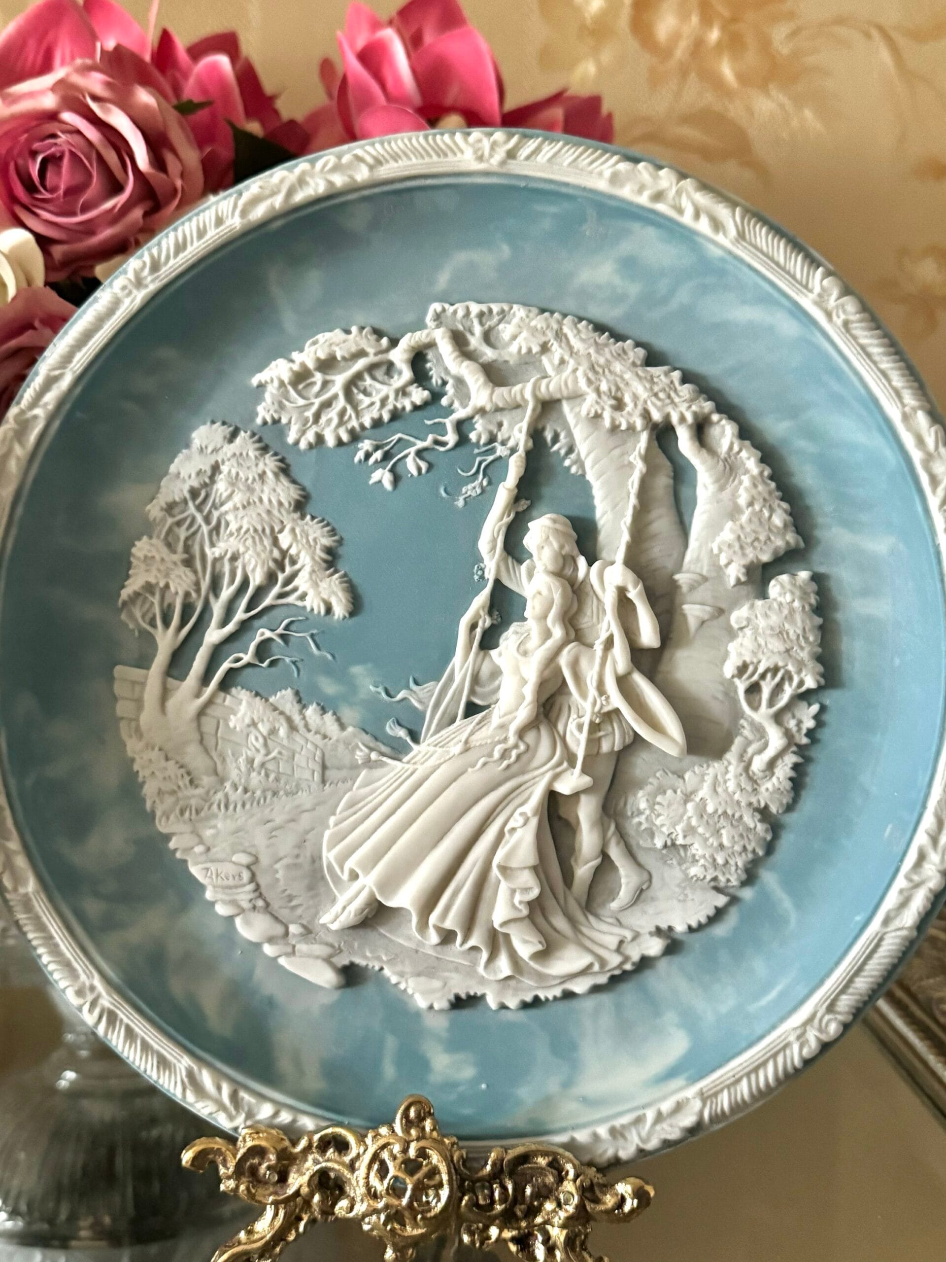 Колекційні тарілки «Любовні сонети Шекспіра» із міцного каменю Inkolay Cameo Stone у 1987–1989 роках - Зображення 13