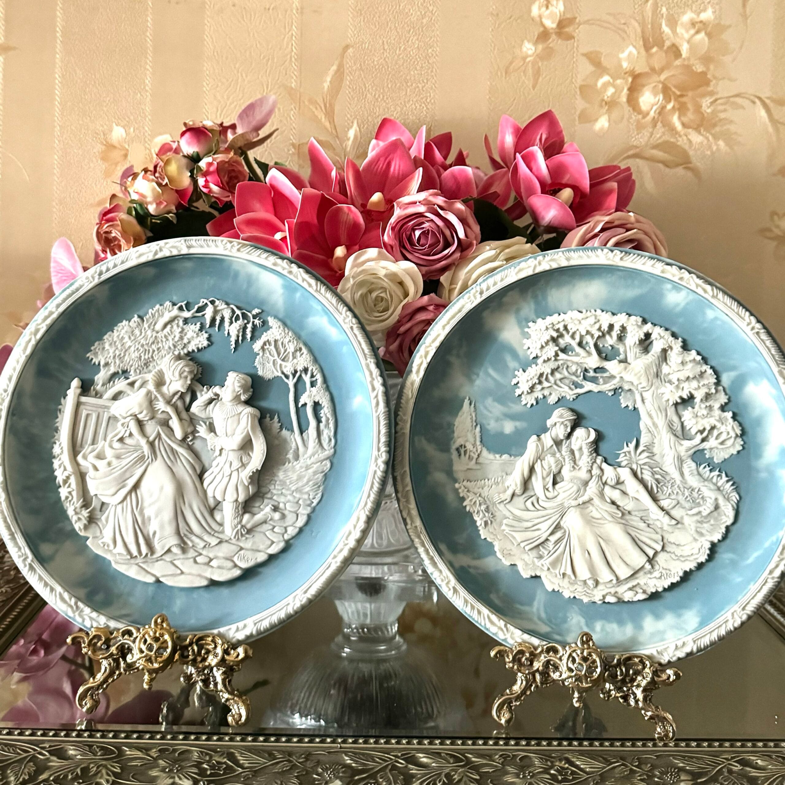 Колекційні тарілки «Любовні сонети Шекспіра» із міцного каменю Inkolay Cameo Stone у 1987–1989 роках - Зображення 4