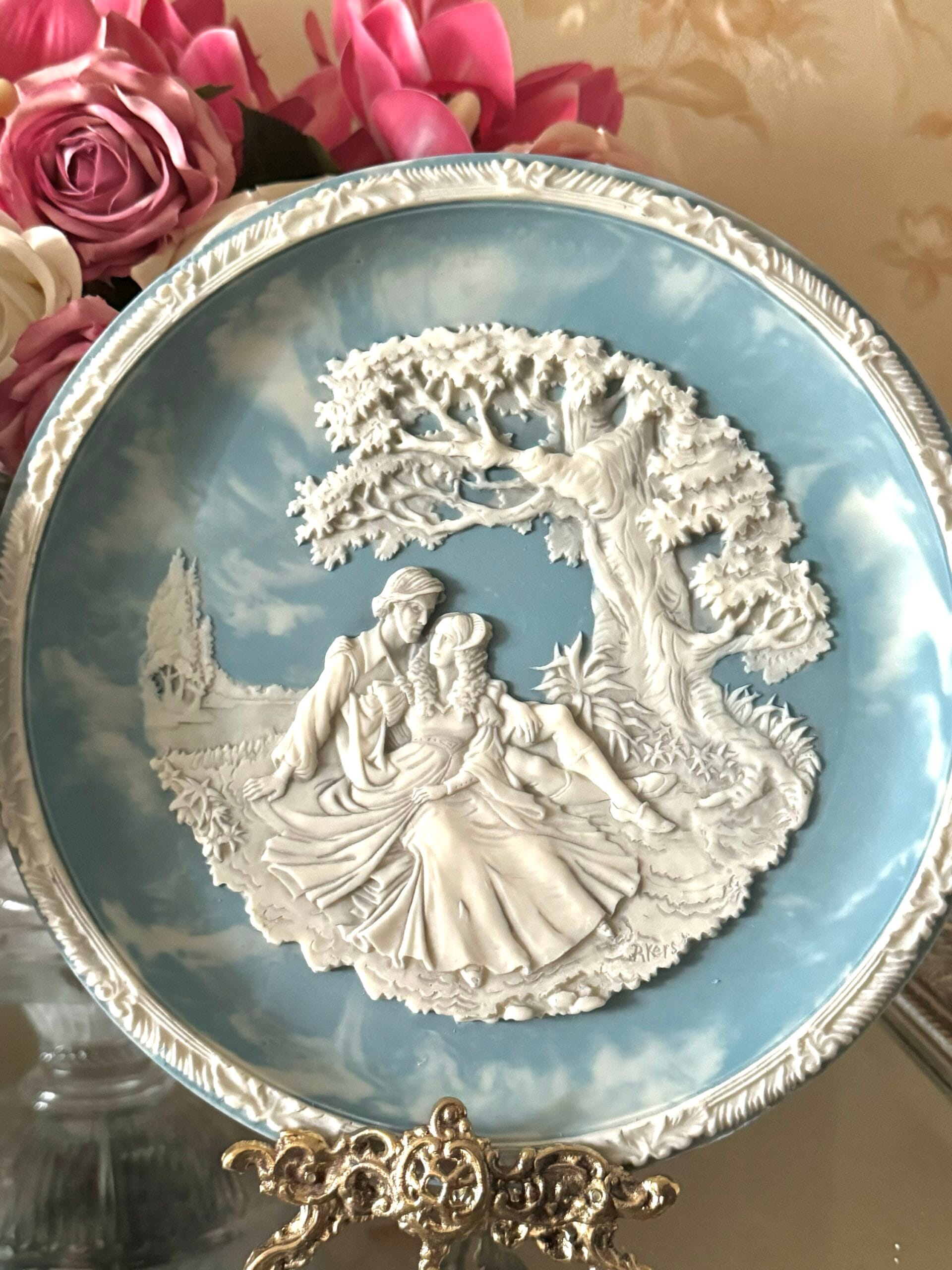 Колекційні тарілки «Любовні сонети Шекспіра» із міцного каменю Inkolay Cameo Stone у 1987–1989 роках - Зображення 10