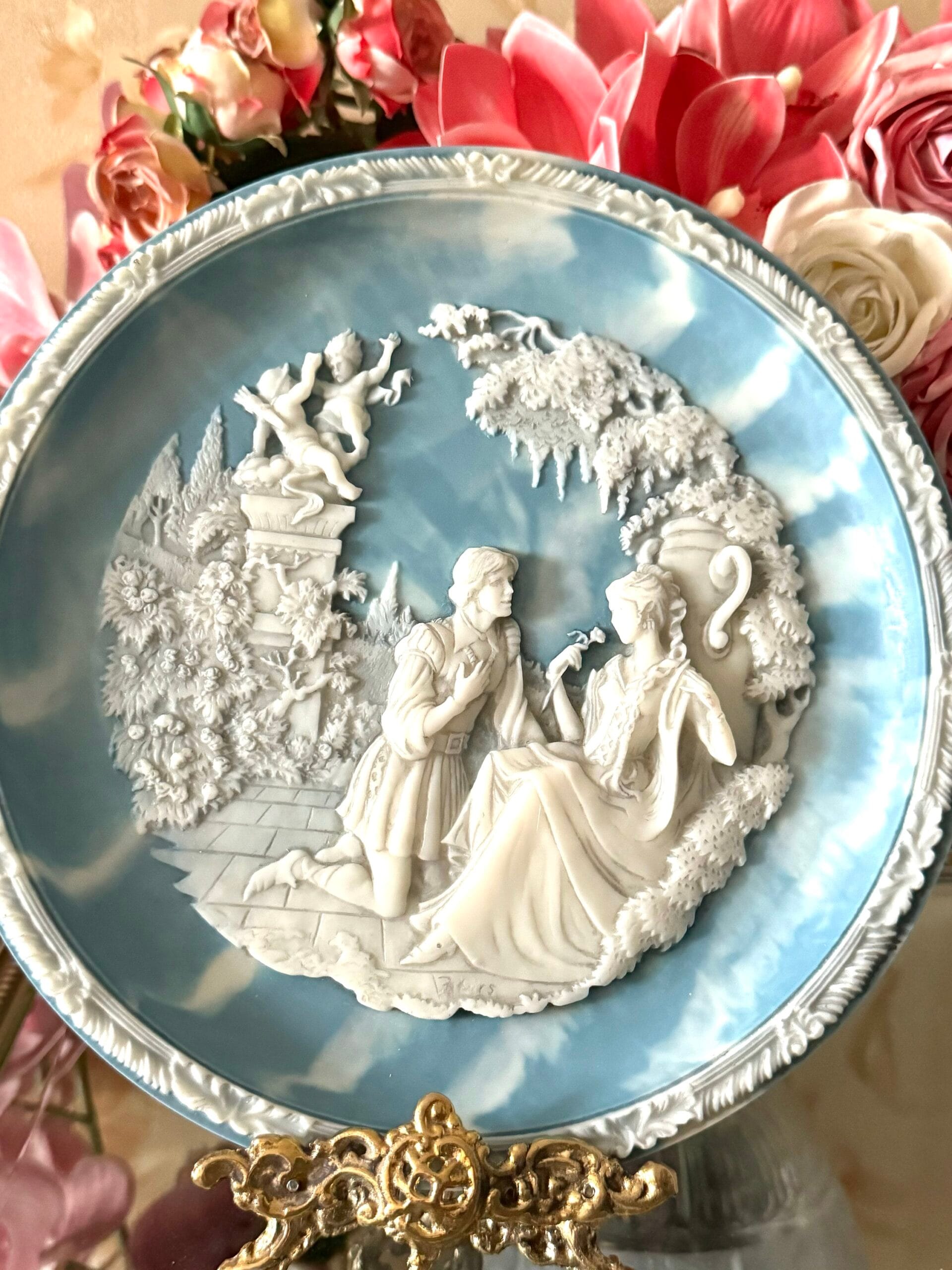 Колекційні тарілки «Любовні сонети Шекспіра» із міцного каменю Inkolay Cameo Stone у 1987–1989 роках - Зображення 7