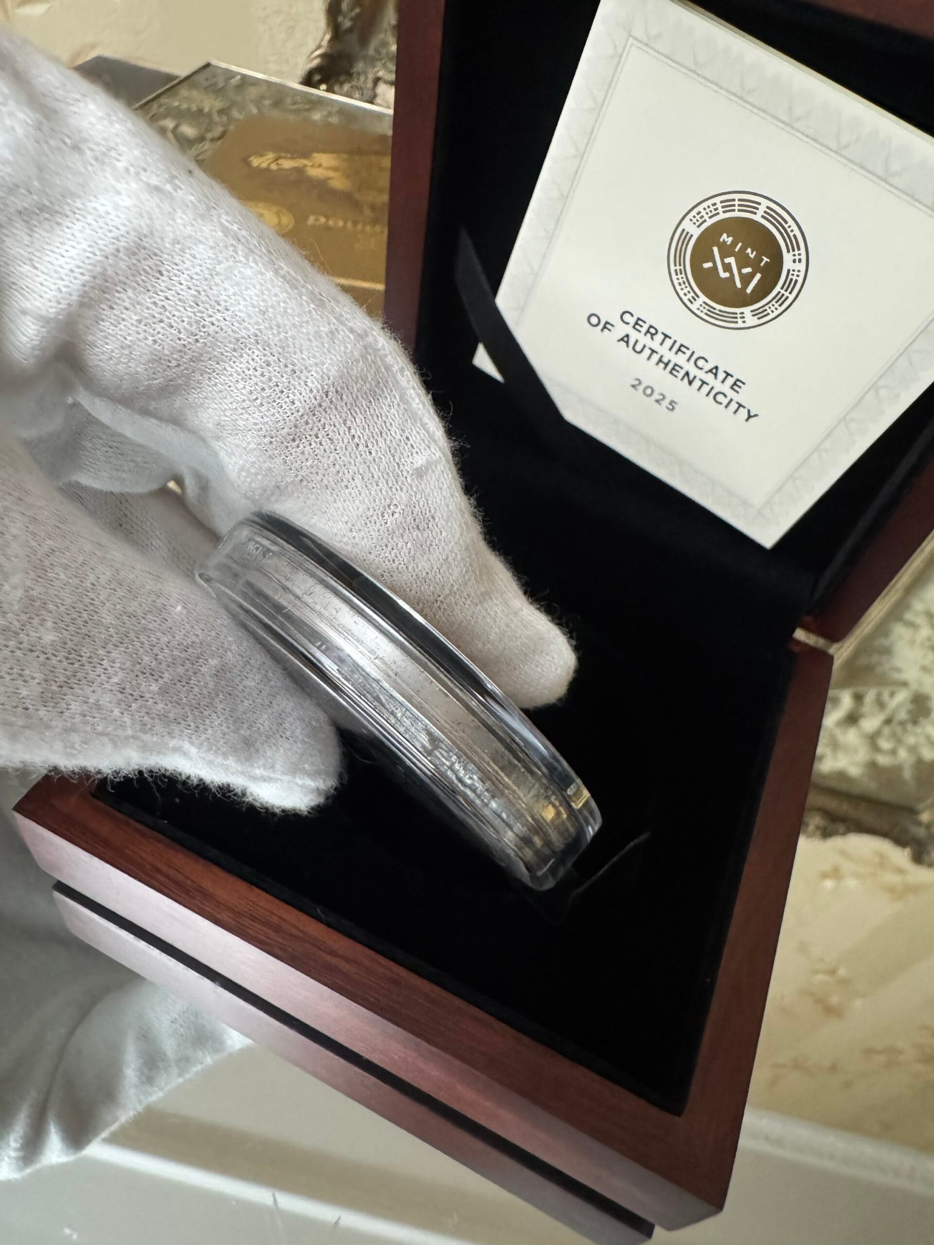 Колекційна срібна монета з УФ ефектом «Острів Зміїний» 2023 р. , Carpathiam mint , Cameroon , тираж 500 шт - Зображення 5