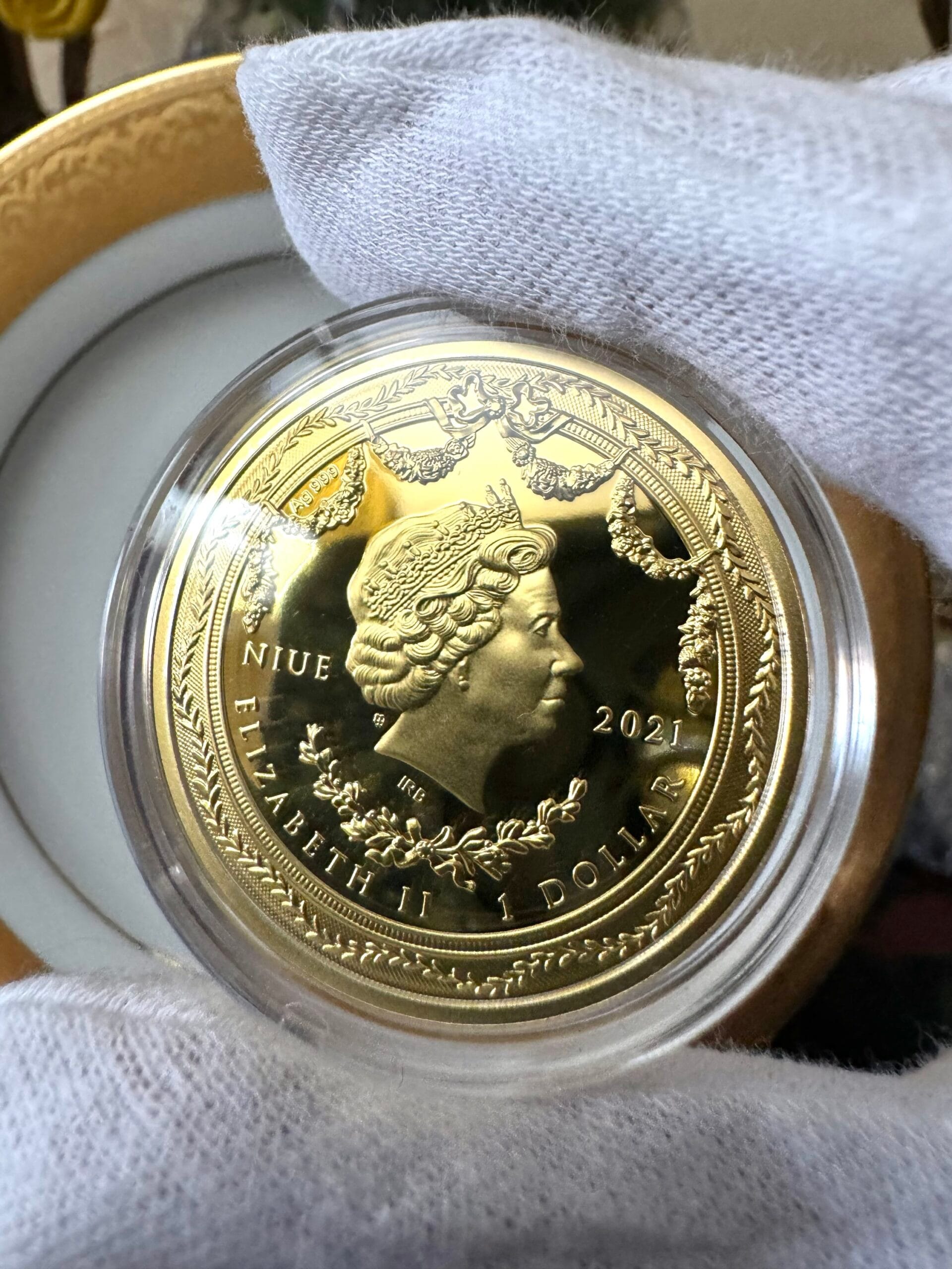 Колекційна срібна монета - новий випуск у серії мистецтво "Faberge" - Зображення 7