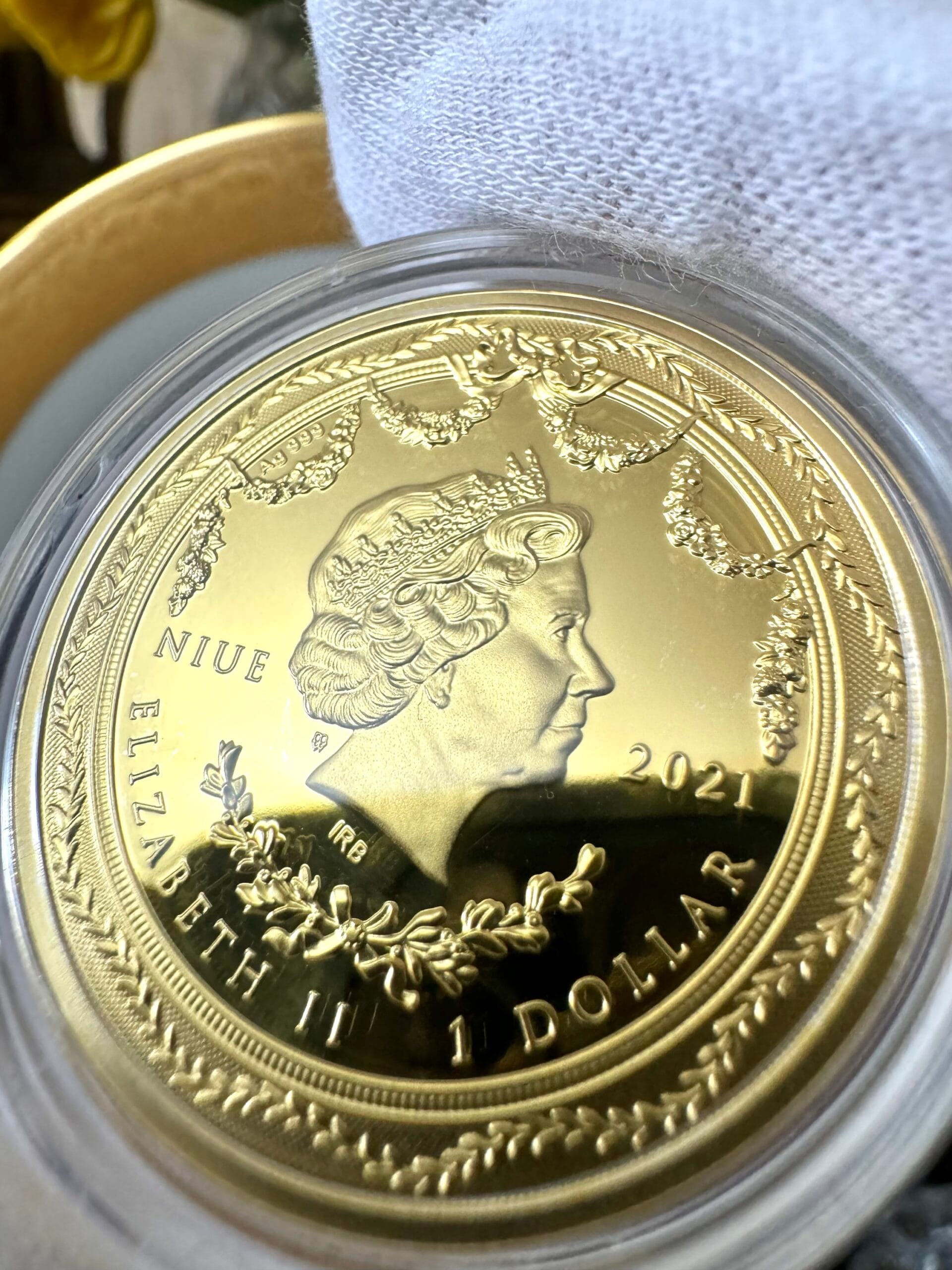 Колекційна срібна монета - новий випуск у серії мистецтво "Faberge" - Зображення 6