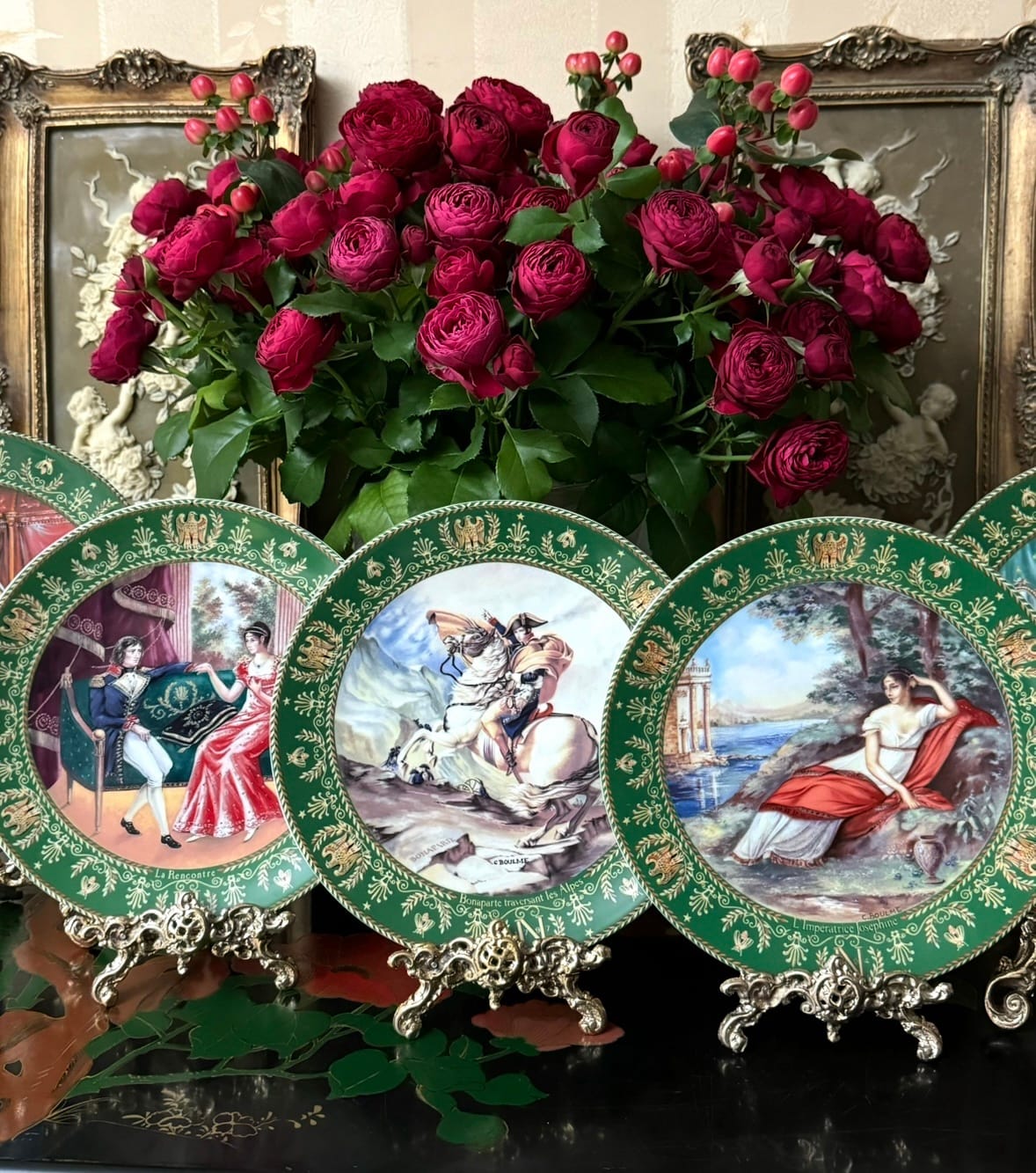 Колекційна серія фарфорових тарілок «Joséphine et Napoléon»