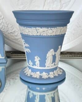 Ваза Роузбол  Wedgwood England