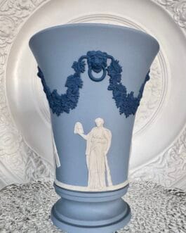 Ваза для квітів від Wedgwood