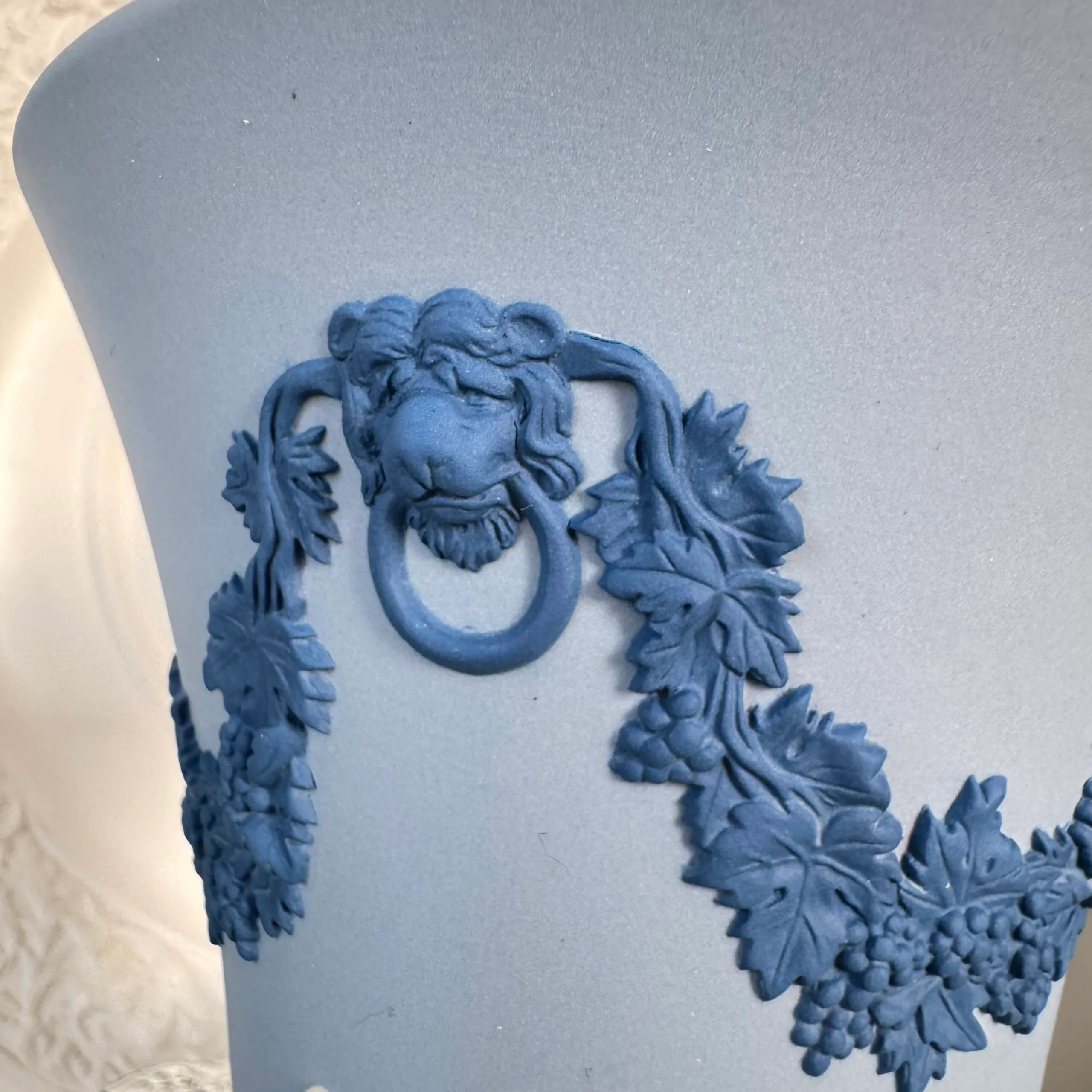 Ваза для квітів від Wedgwood